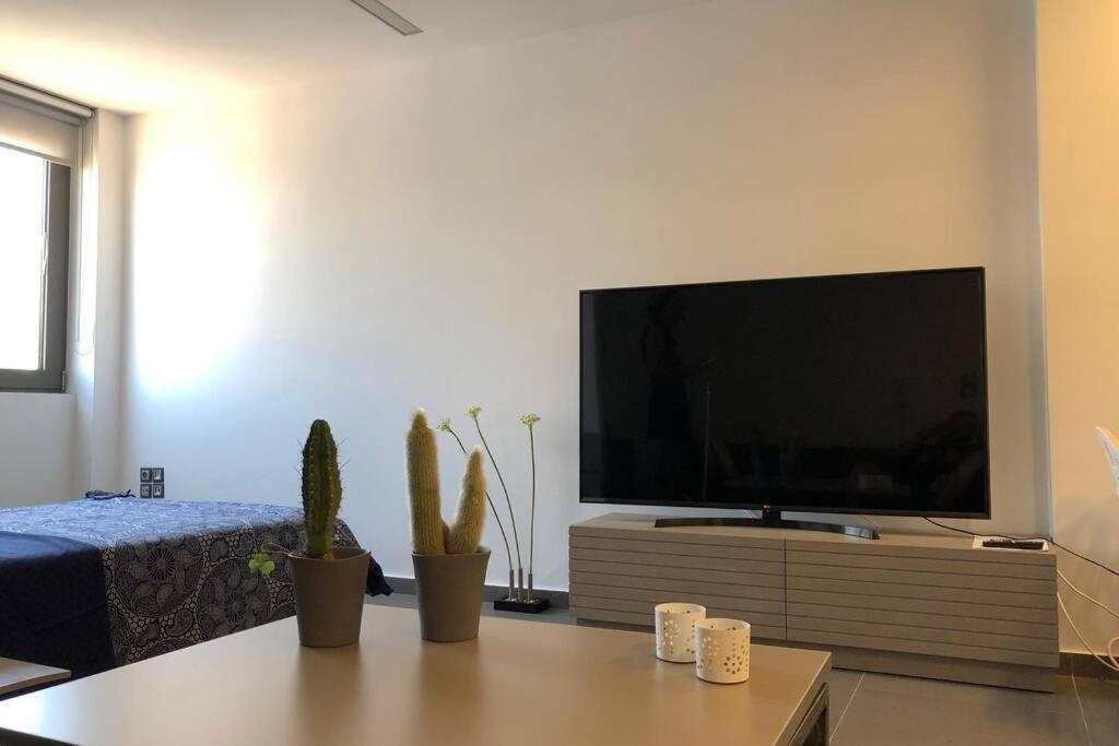 Hitech Appartment Amaliada Ngoại thất bức ảnh